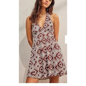UO Halter Mini Dress Flowers Printed Smocked Halter Urban Outfitters S